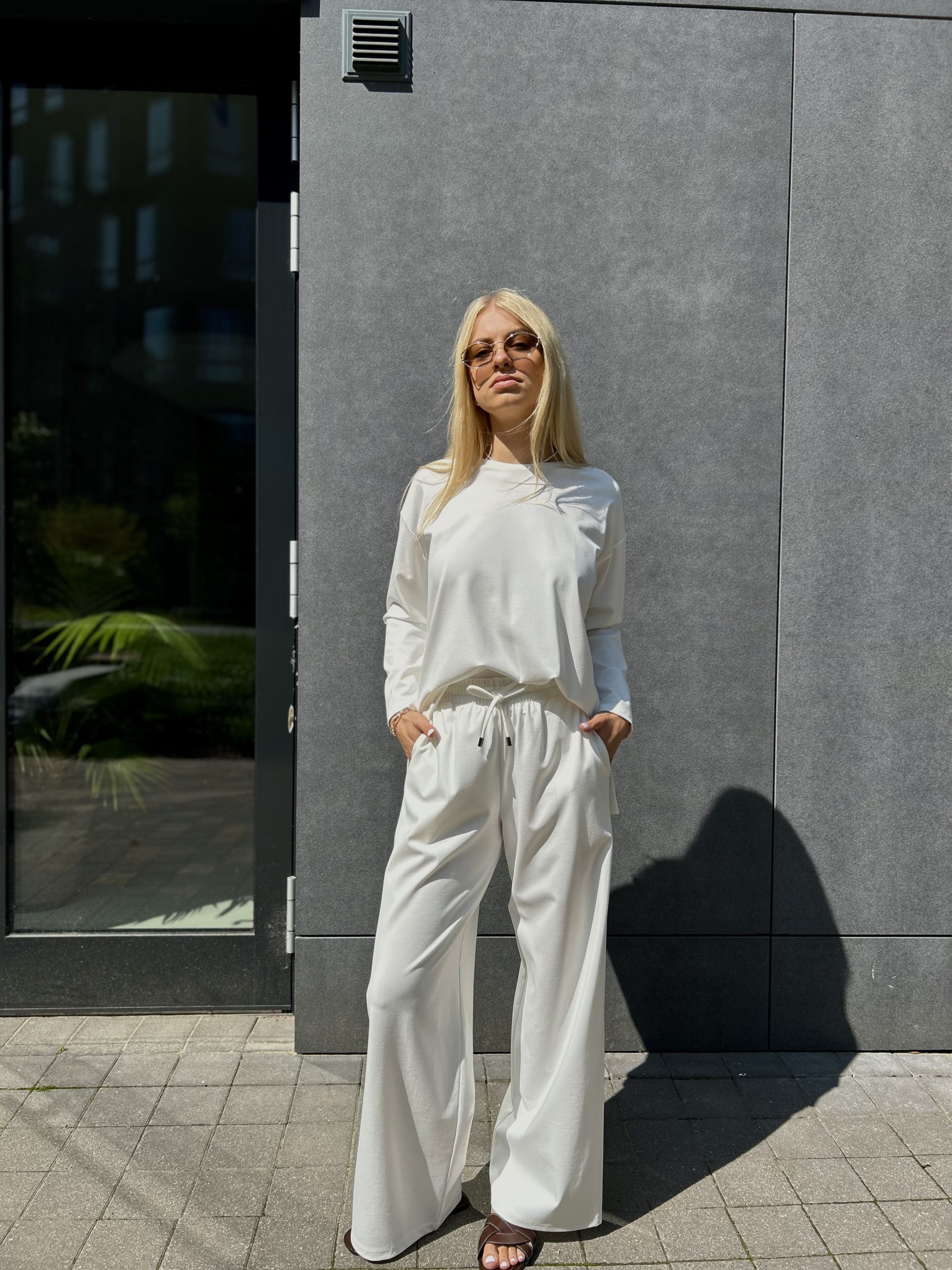 EASE tops ar piedurknēm - attēls 4